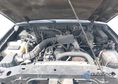 2000 Ford Ranger Xl/Xlt z USA, uszkodzony, nr VIN 1FTYR10C2YTA36906